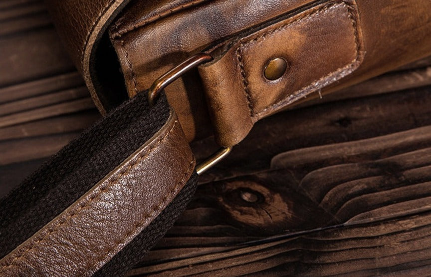 le'aokuu Herren Umhänge-Schultertasche Echtleder
